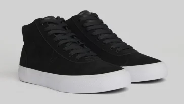 warsaw sneakers pair